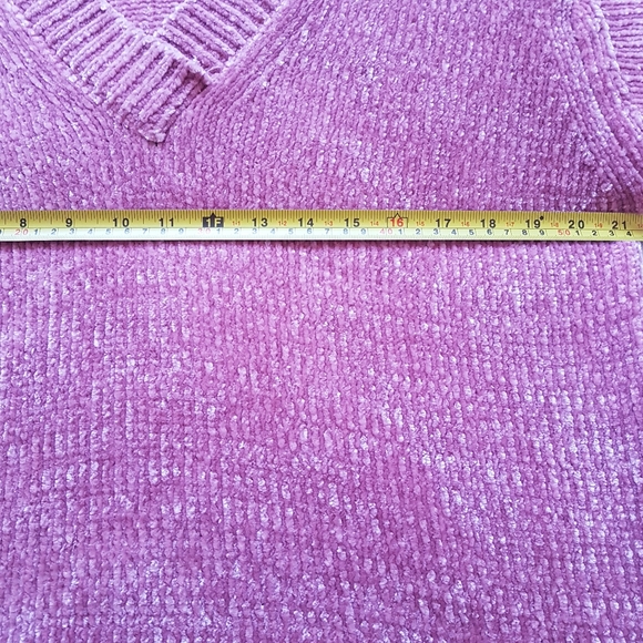 Aritzia Wilfred Violetta Long Sleeve Chenille V-neck Sweater Rose Mauve Sz M - Picture 15 of 16